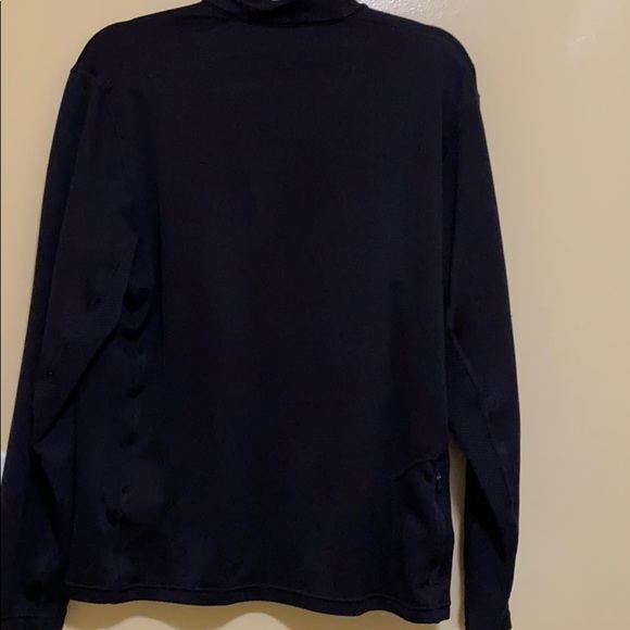 𝑛𝑖𝑘𝑒 𝑝𝑢𝑙𝑙𝑜𝑣𝑒𝑟 - Picture 2 of 3